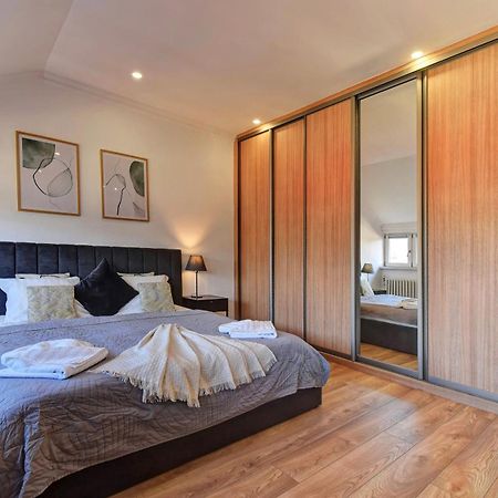Beautiful Apartment Dlouha Prag Exteriör bild