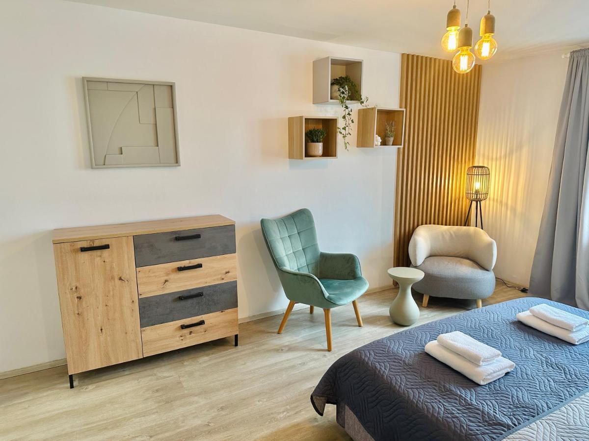 Beautiful Apartment Dlouha Prag Exteriör bild