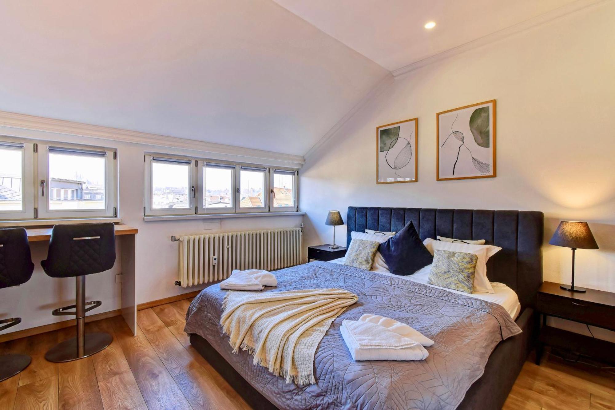 Beautiful Apartment Dlouha Prag Exteriör bild