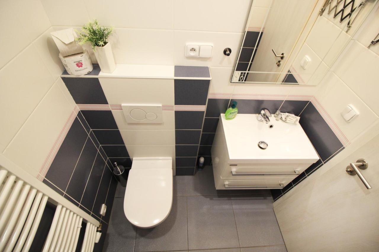 Beautiful Apartment Dlouha Prag Exteriör bild